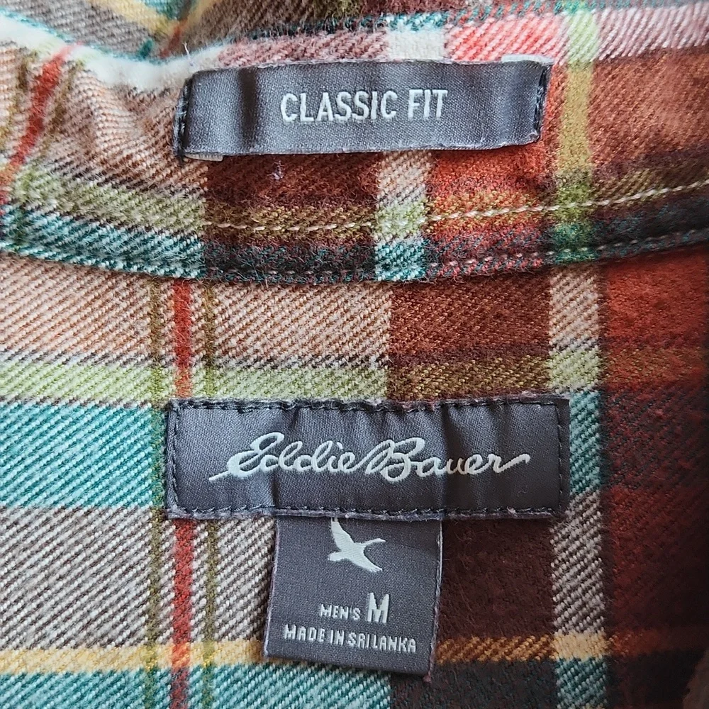 Eddie Bauer mens flannel button down plaid shirt size medium - Picture 3 of 9